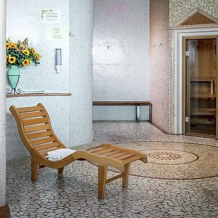 5miglia & فندق 3*