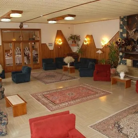 מלון 5miglia & 3*